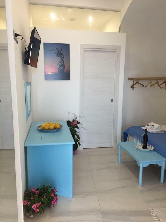 Suite Sul Mare Giardini-Naxos Extérieur photo
